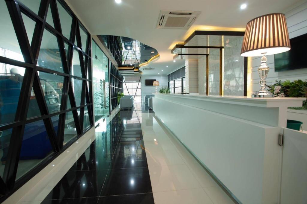 Thanburi Hotel Udon Thani Exterior photo