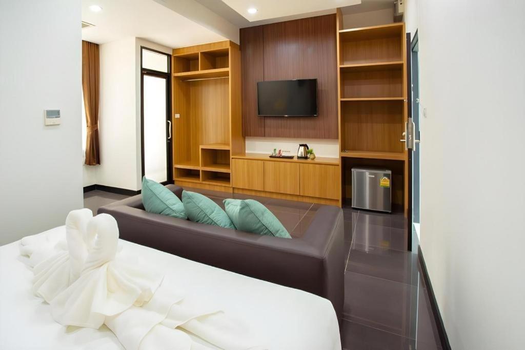 Thanburi Hotel Udon Thani Exterior photo