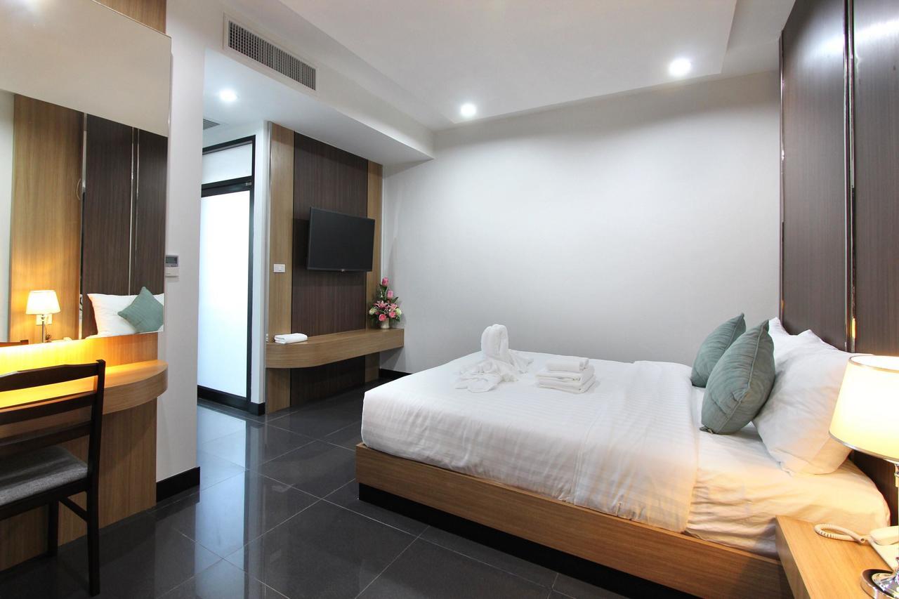 Thanburi Hotel Udon Thani Exterior photo
